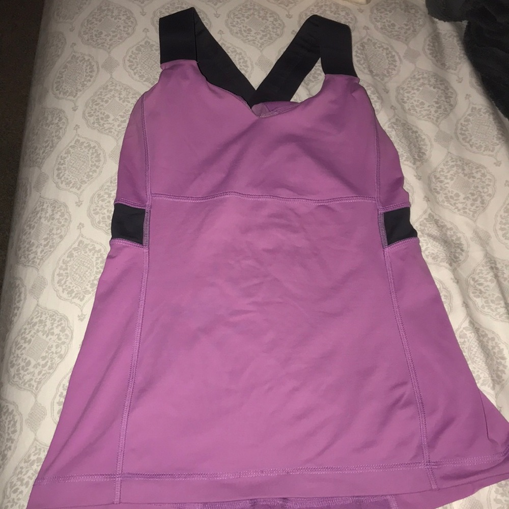 Lululemon tank top!